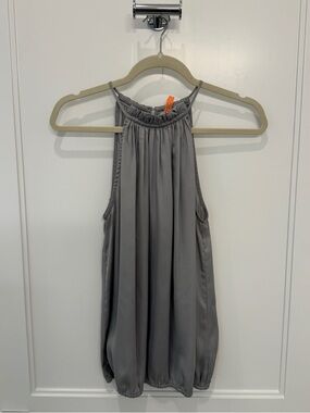 Violet & Claire Grey Silk Like Sleeveless Blouse Medium